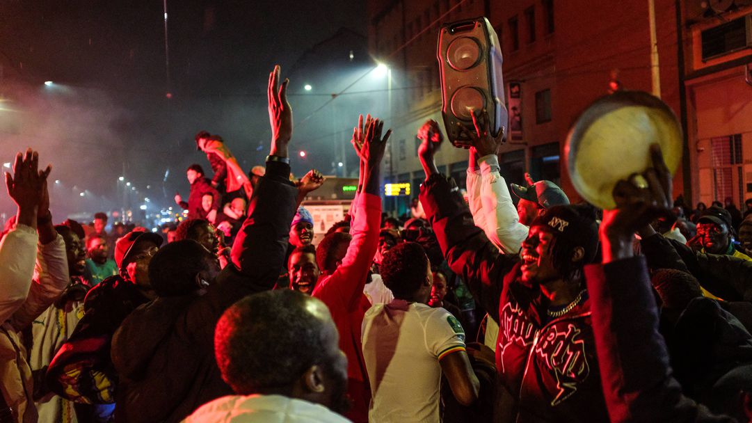 Играчите на Сенегал бяха посрещнати като национални герои