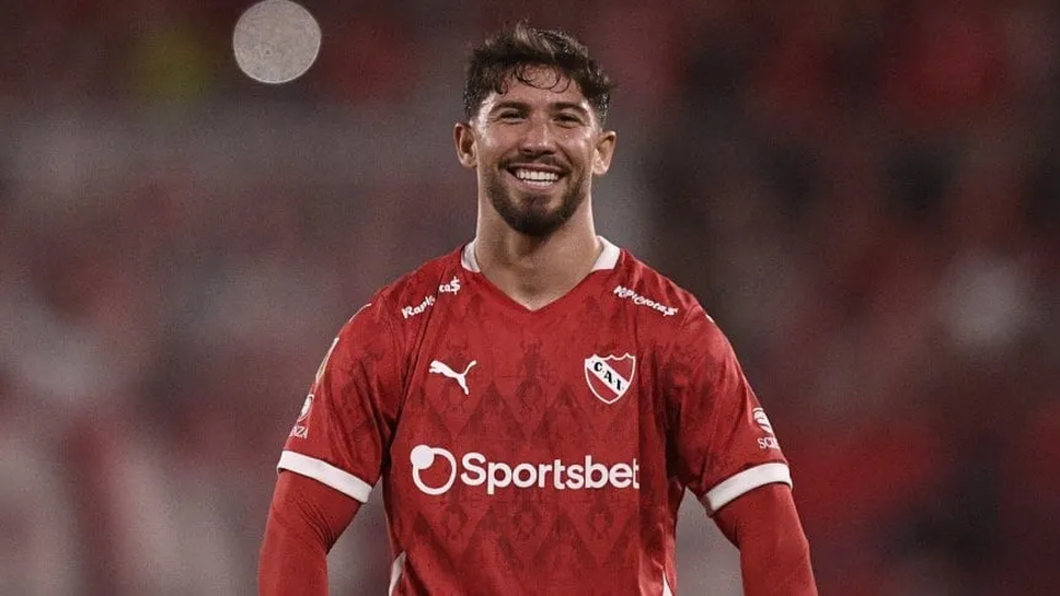 Полузащитникът на ИндепендиентеФелипе Лойола се присъедини към Пиза където от