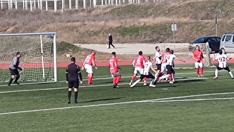 В Суворово едноименния тим победи Спортист Генерал Тошево с 4 1 в