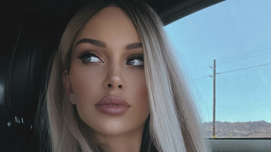 Стара тръпка на Роналдо се фука с тяло от близкото минало