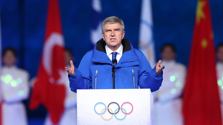 Томас Бах няма да посети Параолимпийските игри през март