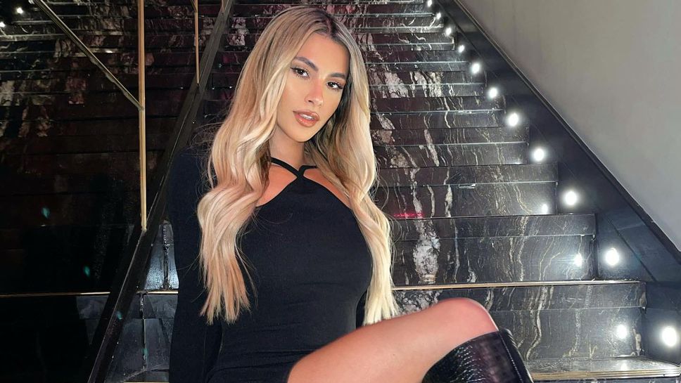 Британски модел пали страстите с изваяното си тяло