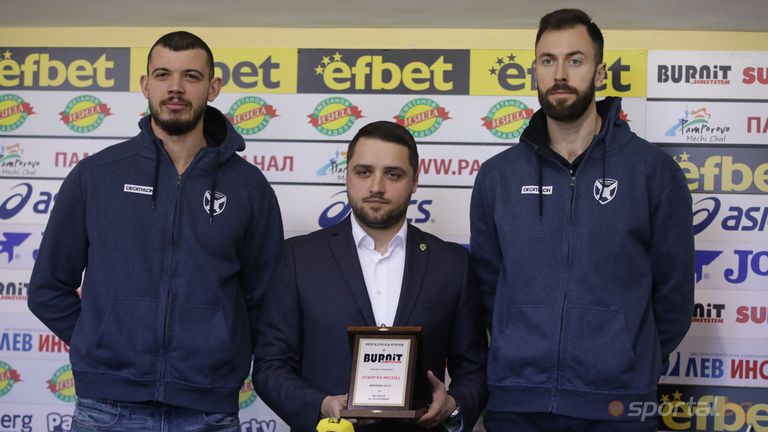Волейболистите от мъжкия отбор на Хебър Пазарджик спечелиха приза за