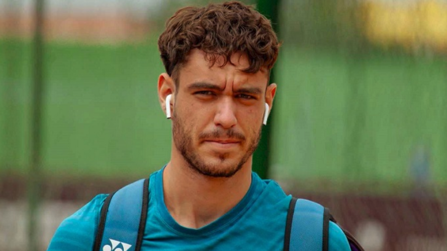 Динко Динев се класира за четвъртфиналите на сингъл на турнира