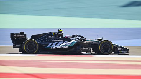 Технически проблем спря Антонели в Бахрейн