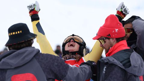 Германка триумфира в напрегнатия финал в ски кроса в Милано - Кортина