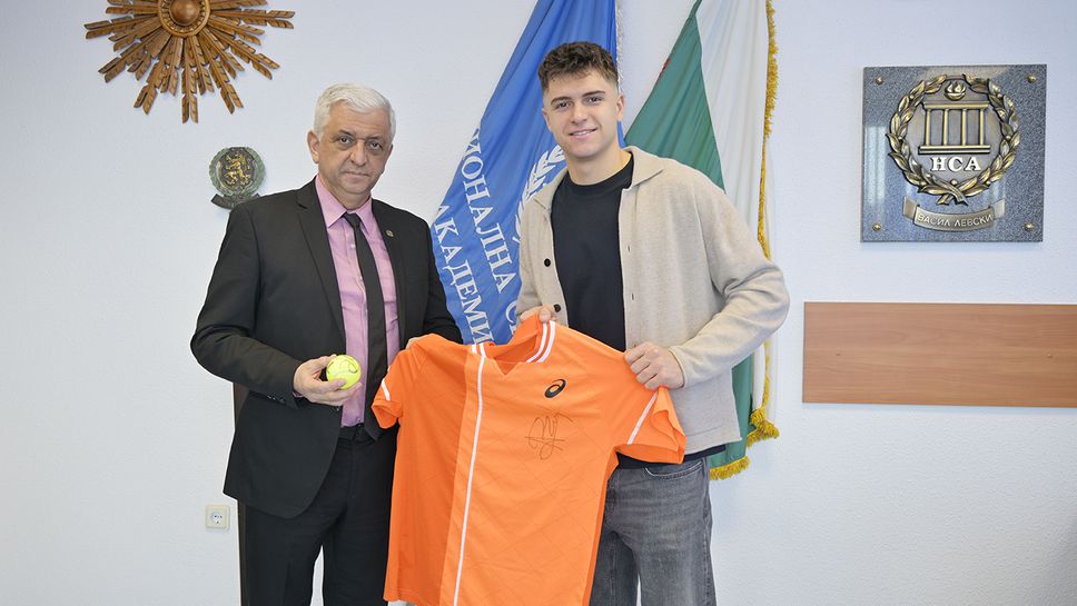 Проф Красимир Петков ректор на НСА Васил Левски прие големия