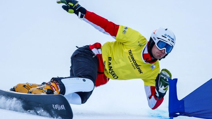 Янков завърши 31-ви в Световната купа по сноуборд 2020/21