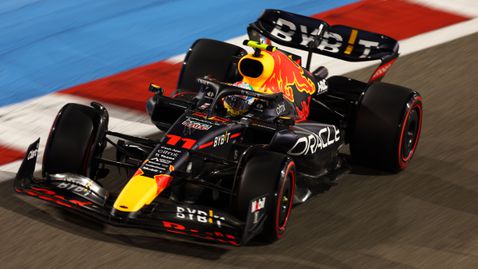 Мика Хакинен критикува Серхио Перес