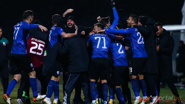 Черно море създаде първата опасност в мача В 7 ата минута