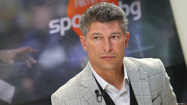 Красимир Балъков смята че ако футболните национали надградят над работата