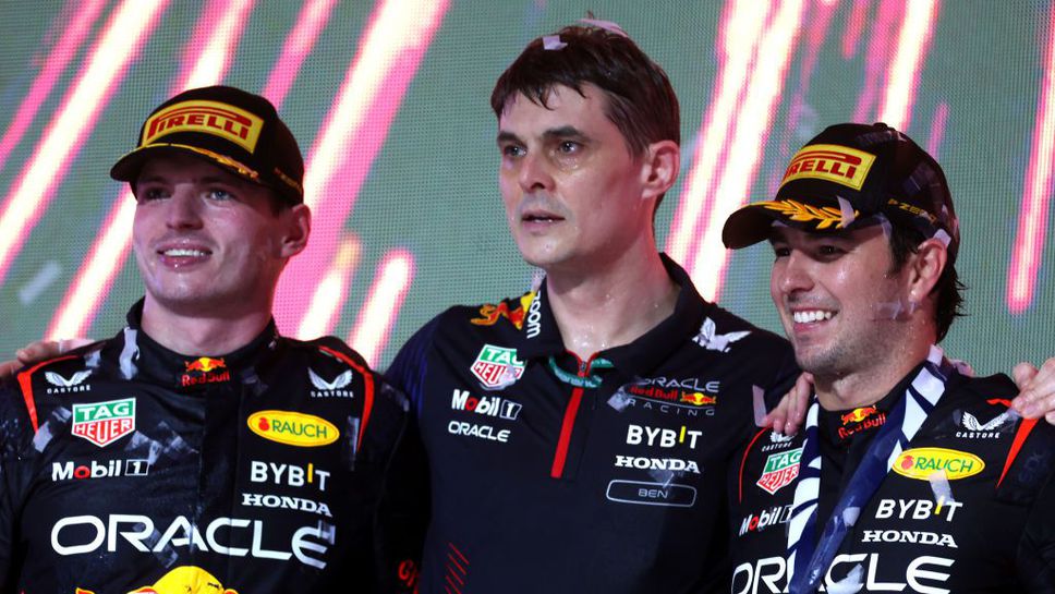 Едва за втори път Ред Бул печели две поредни двойни победи