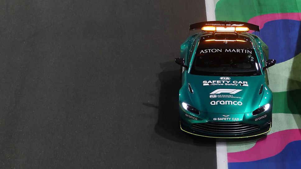 От ФИА обясниха защо колата за сигурност бе изкарана в Гран При на Саудитска Арабия