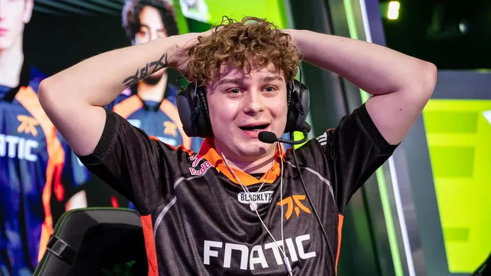 Fnatic удължи договора на kaajak