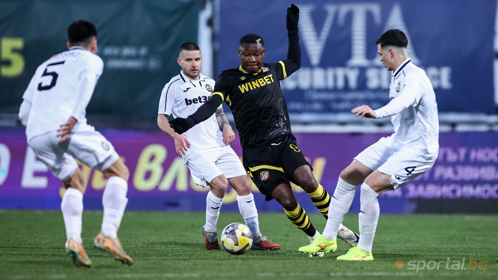 Славия 0:1 Ботев (Пловдив)