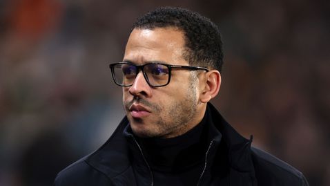 Бъдещето на Росиниър остава под въпрос, Челси разглежда трима потенциални заместници