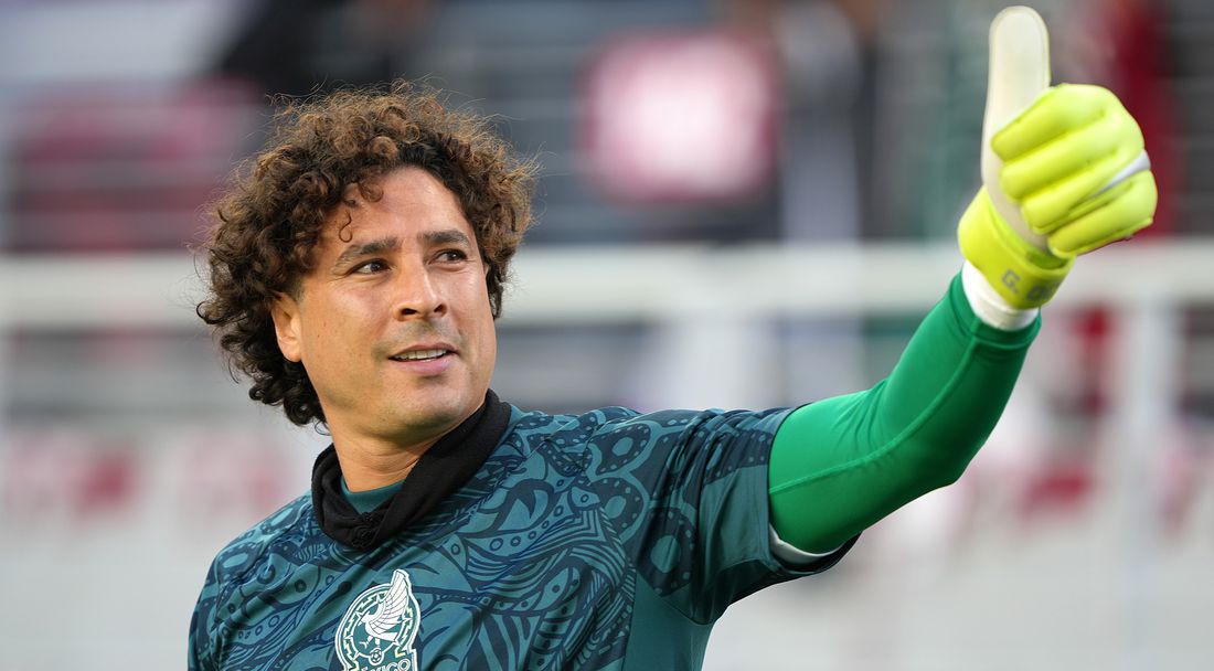 Той пак е тук: легендата Очоа се гласи за шести мондиал с Мексико