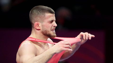 България ще има един финалист във втория ден на Евро 2021 по борба