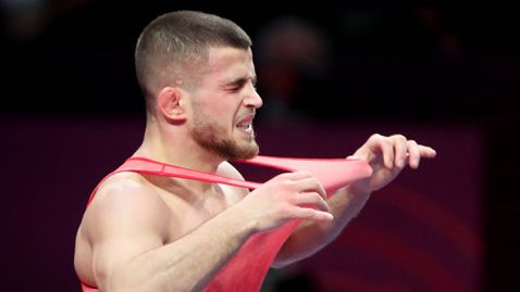 България ще има един финалист във втория ден на Евро 2021 по борба