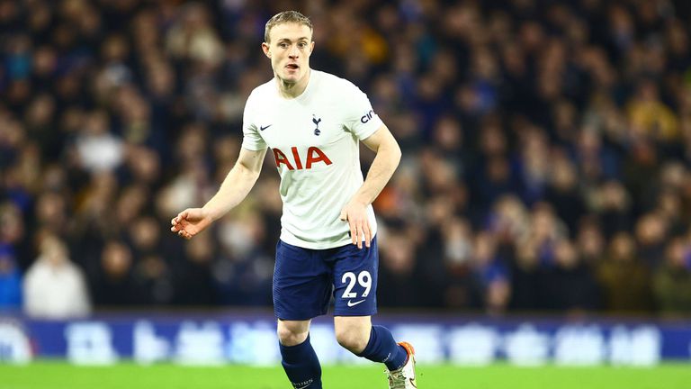  Скип преподписа с Тотнъм за още пет години 