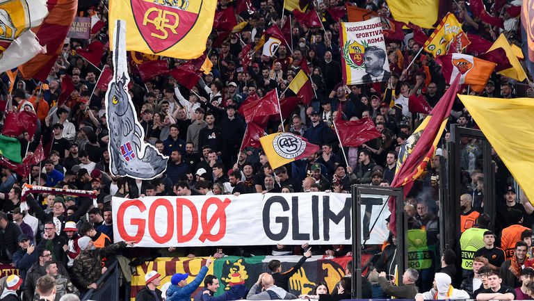 Истерия за билети създадоха привържениците на Рома за полуфиналния сблъсък