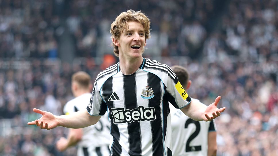 Байерн започва преговори за Антъни Гордън