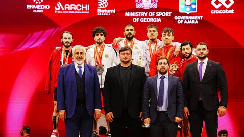 Изумително! Шеста титла за железния Ангел Русев!