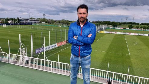 Треньор на Славия се завърна от специализация в Парма
