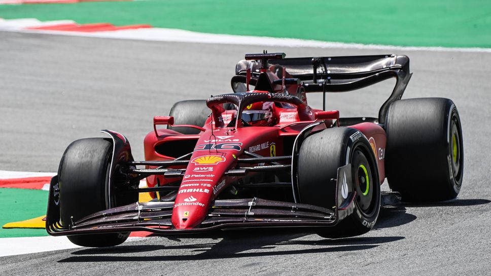 Ферари с летящ старт на уикенда в Испания
