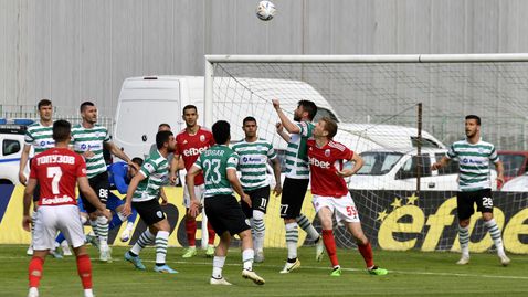  Черно море и ЦСКА 1948 с реми, което може да е от изгода на Левски 