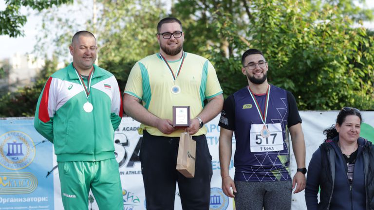 Деан Гемижев СКЛА Ивайло 93 В Търново спечели убедителна победа в мятането