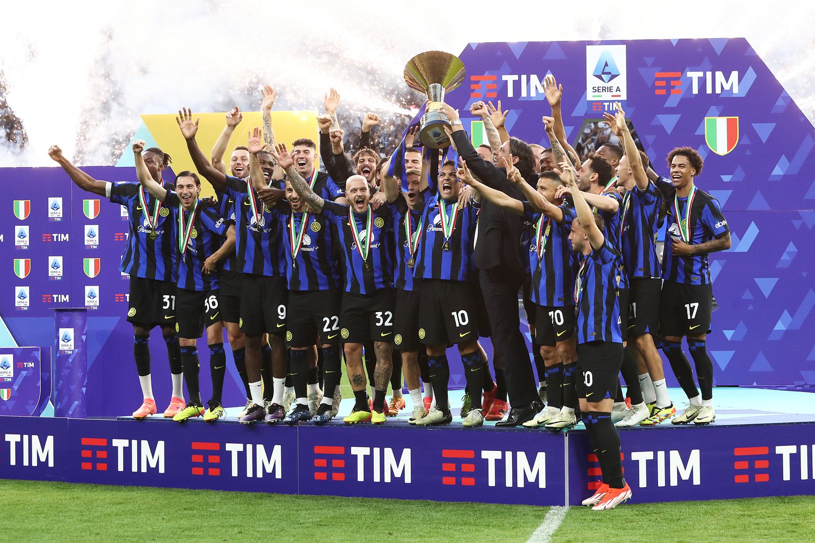 Награждаването на Интер с 20-ата титла