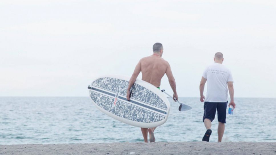 Кличко тренира със сърф за мача с Фюри
