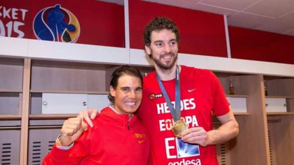 Надал празнува триумфа на Испания на ЕвроБаскет 2015