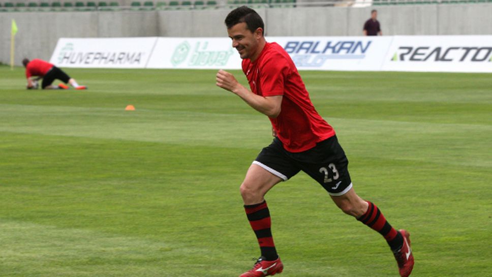 Бадема от днес на "Лаута", дебютира още срещу Славия