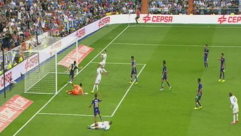 Има ли гол за Реал Мадрид или не? (видео + снимки)