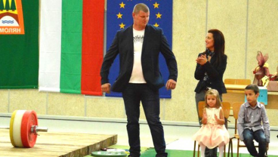 Величко Чолаков сложи край състезателната си кариера с бенефис в Смолян