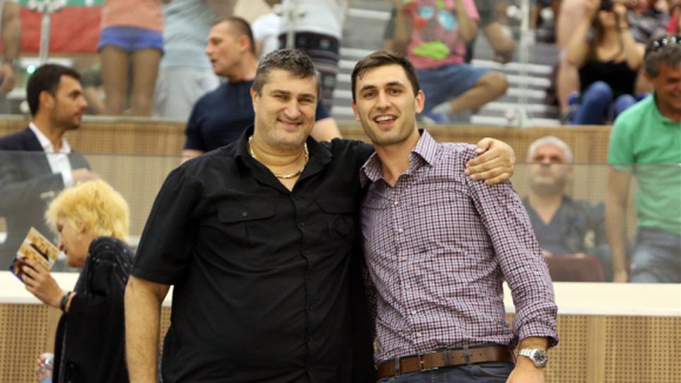 Любо Ганев се оттегли, Данчо Лазаров остава начело на волейбола