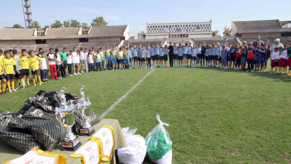 Спартак С-94 (Пд) спечели детския футболен турнир за Купата на Мтел