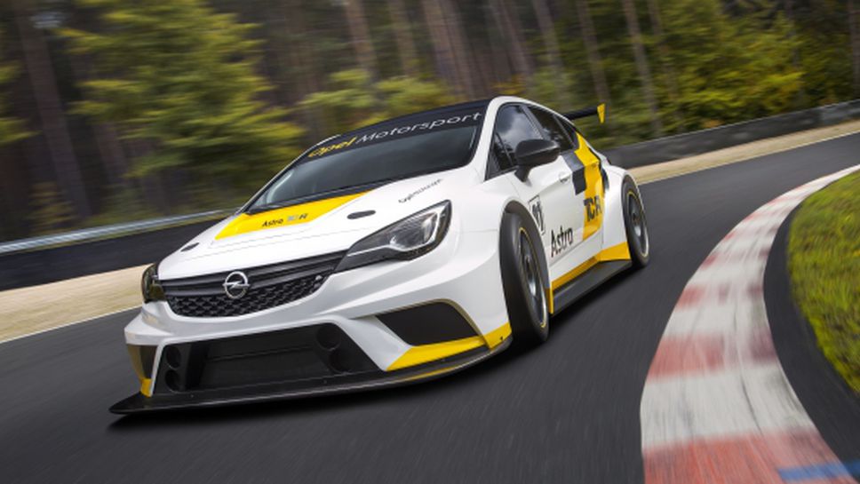 Opel Astra TCR – представяне на новия пистов туристически болид за клиентски отбори