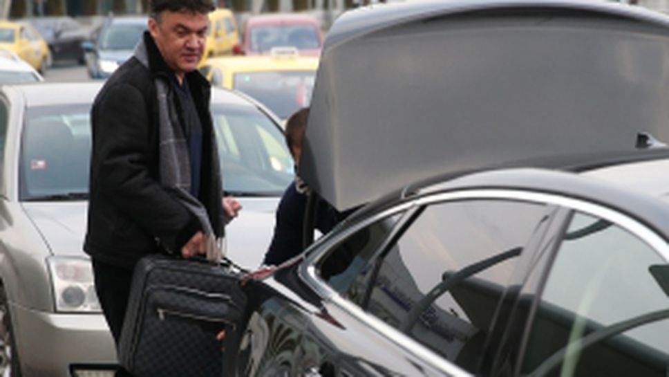 Боби Михайлов се прибра след конгреса на УЕФА