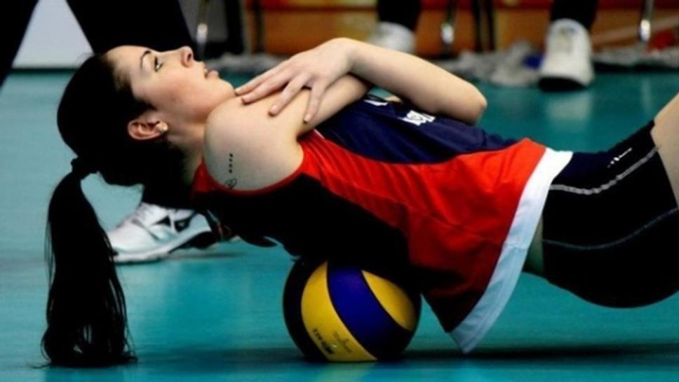 Лора Китипова дебютира със загуба за Виченца