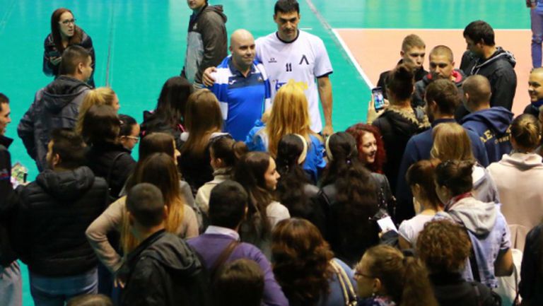 Първият учебен ден на волейболно училище “Владо Николов” ще е в събота!