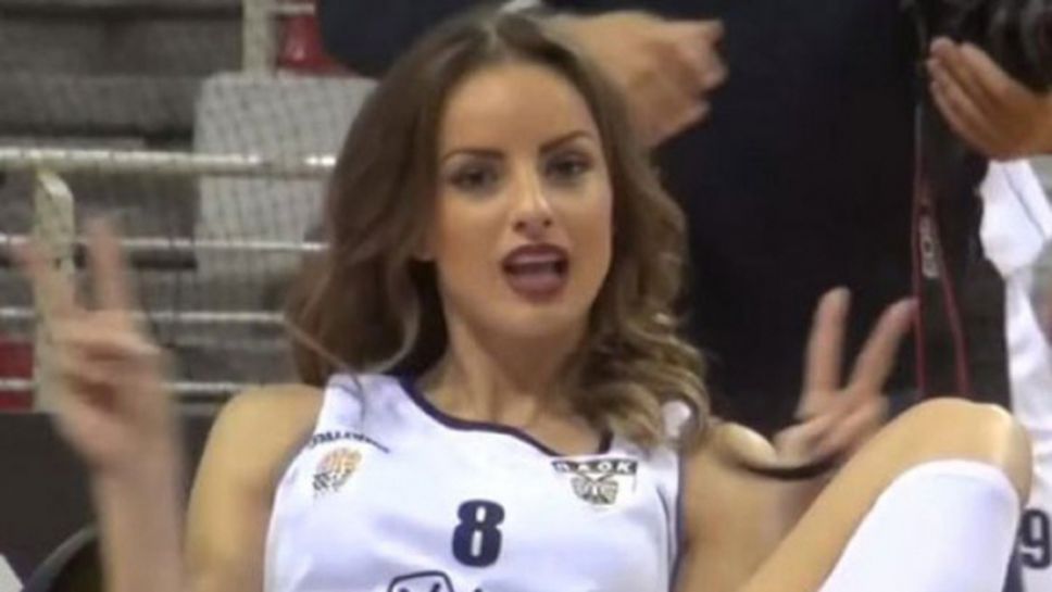 Вижте с какви баскетболистки плакнат очи в Солун (видео)