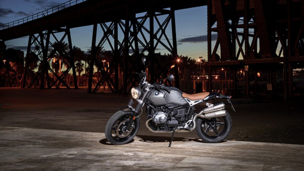 Новото BMW R nineT Scrambler (Снимки)