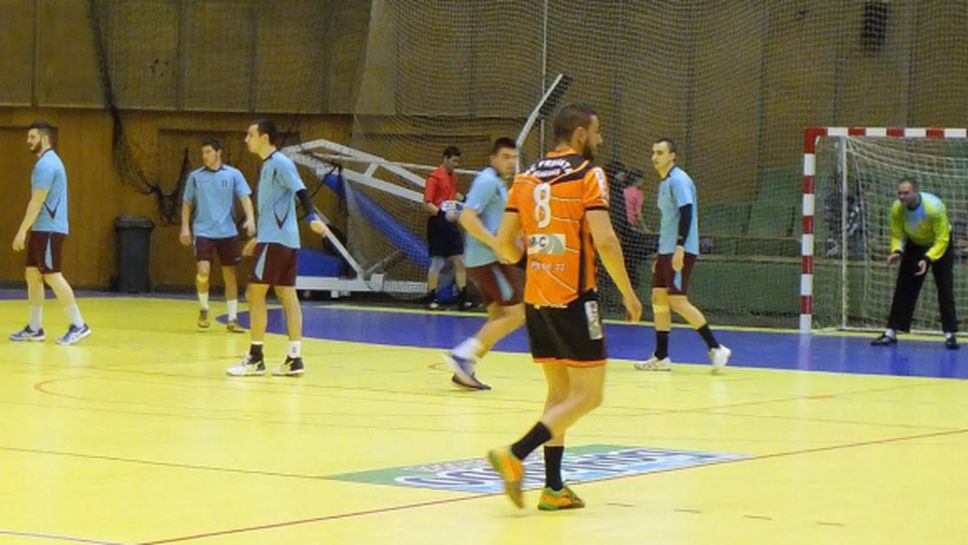 Предстоят дербита в хандбалното първенство