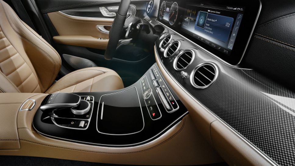 Новият E-Class: следващо поколение вътрешен дизайн