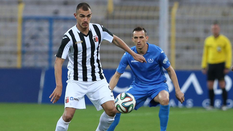 Дани Кики се насочва към ново поприще