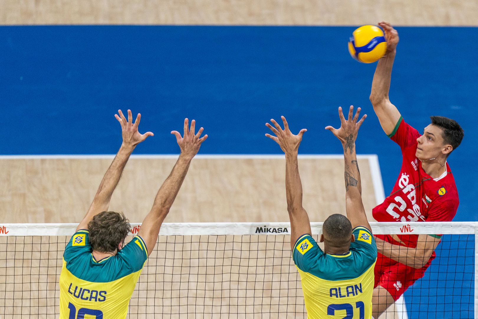 VNL: България - Бразилия 0:3  🏐