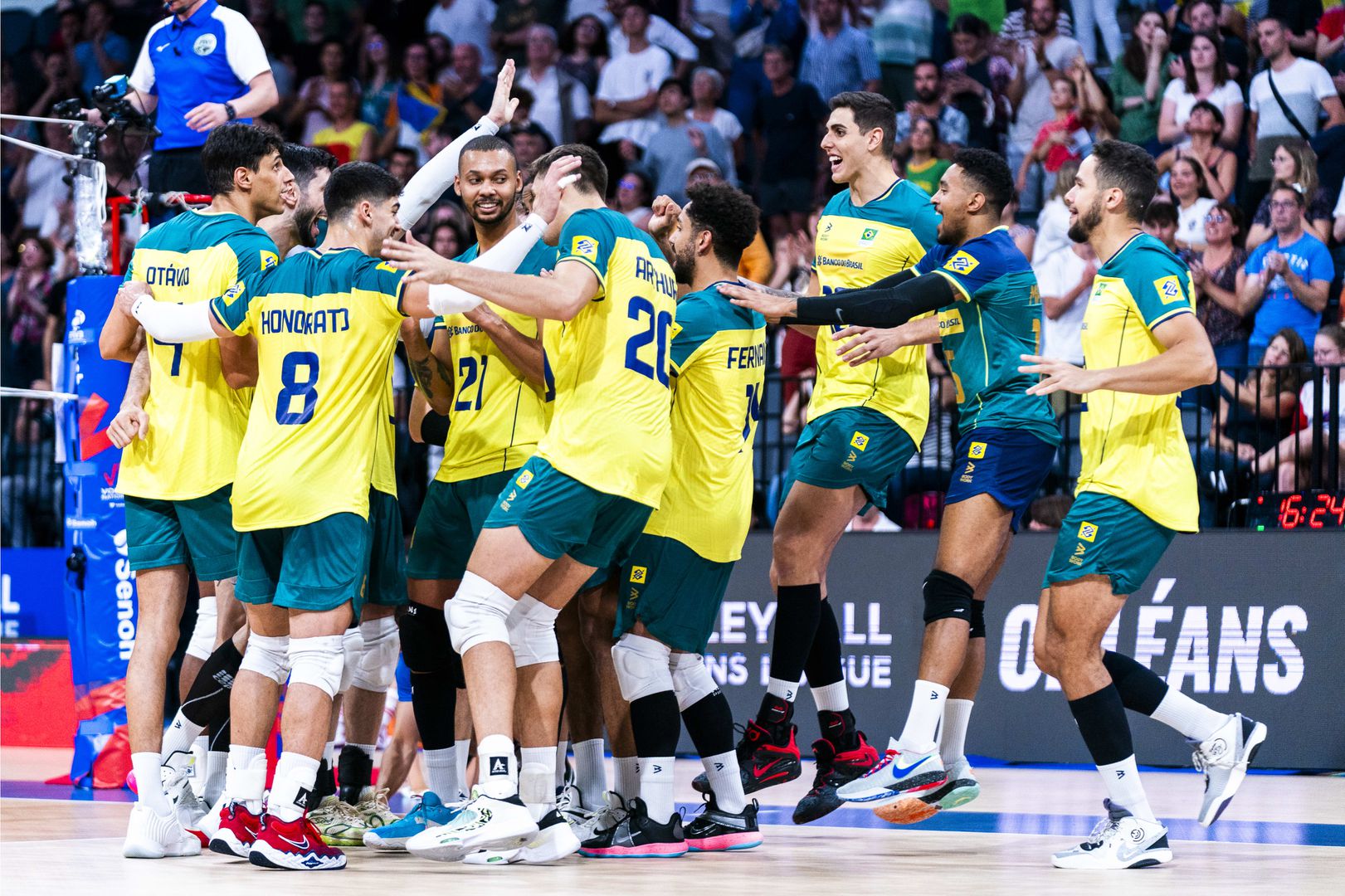 VNL: България - Бразилия 0:3  🏐